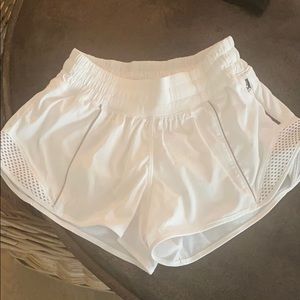 Lululemon hotty hot reflective size 2